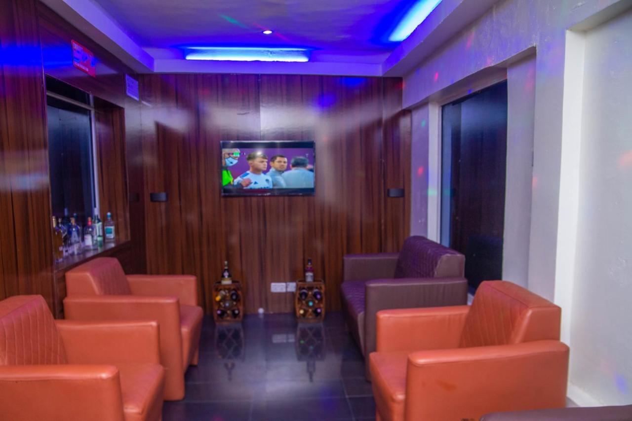 Posh Hotel And Suites Victoria Island Lagos Eksteriør bilde
